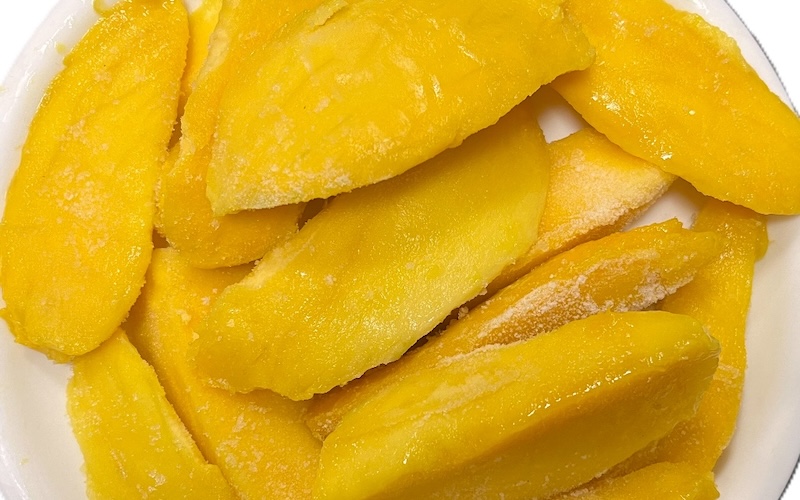 frozen mango slice